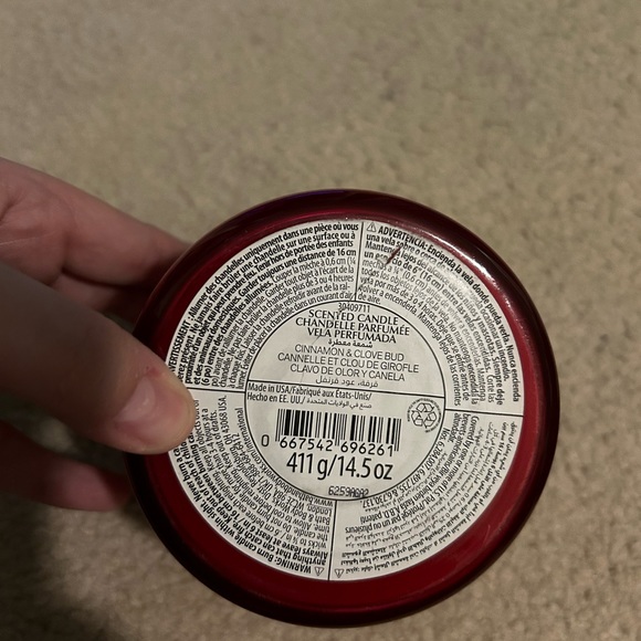 NEW Bath and Body Works Cinnamon & Clove Bud 3 Wick Candle - Picture 2 of 4
